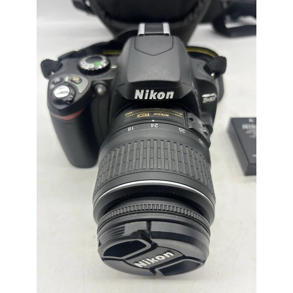 NIKON D40 DSLR CAMERA Kit DIGITAL Handheld Camera + DX  AF-S 18-55mm LENS Bag